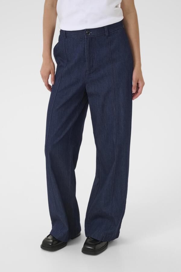 Jeans Sarana