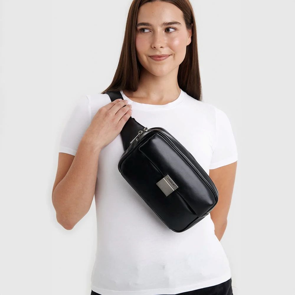 Le Hazel - Sac banane puffy en cuir vegan