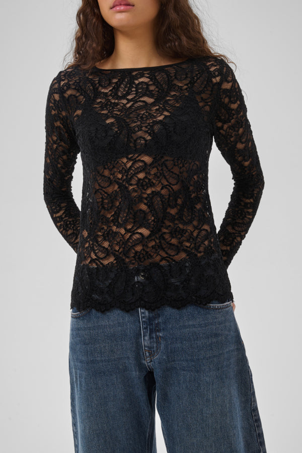 Chandail en dentelle Salvi