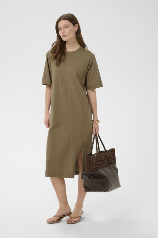 Robe Aeve