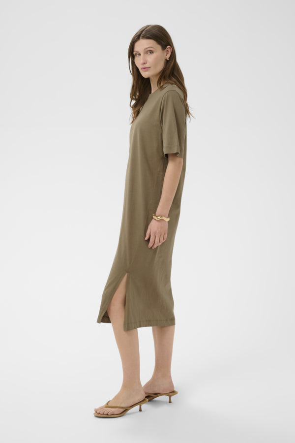 Robe Aeve