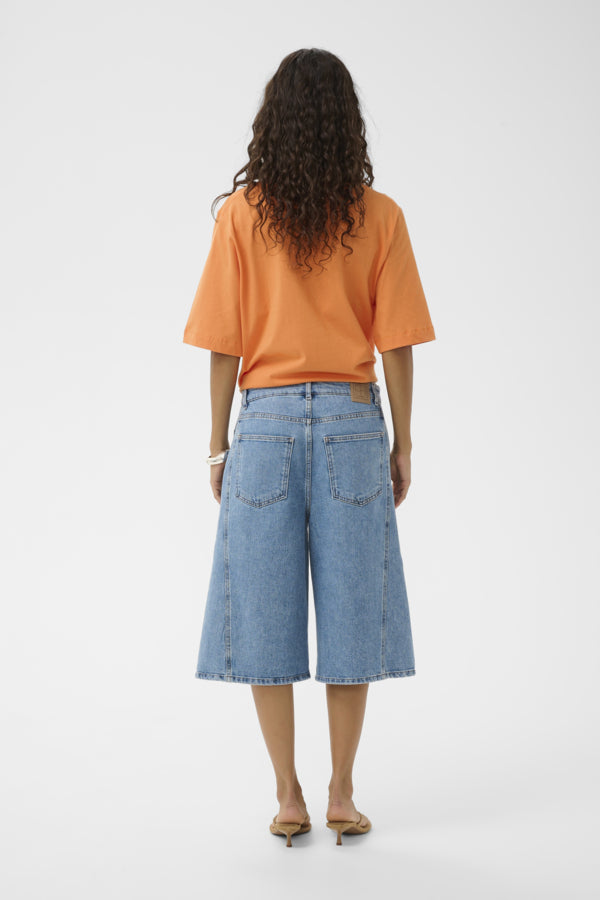 Short Adabella