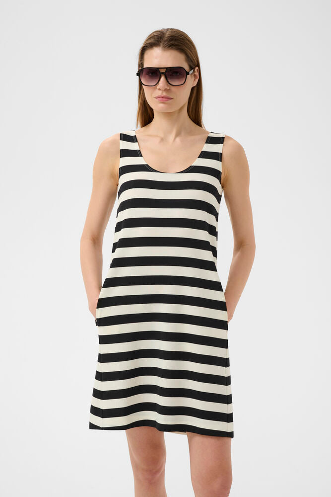 Robe Elora
