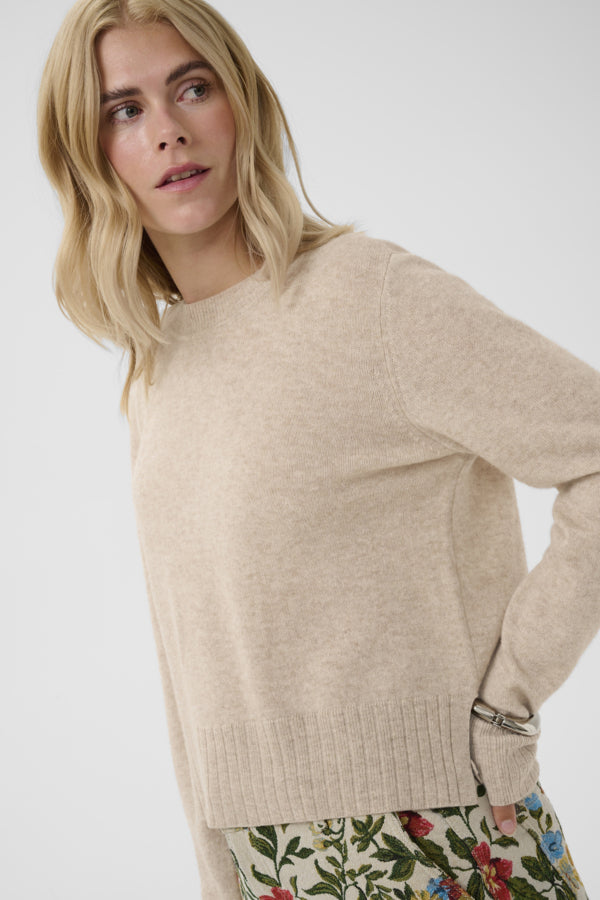 Pull Taia Arrow| Plusieurs couleurs