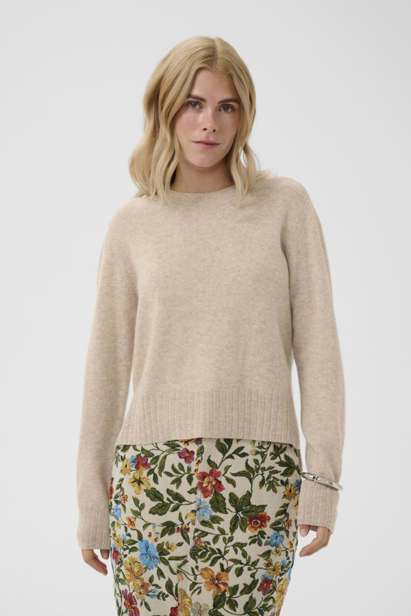 Pull Taia Arrow| Plusieurs couleurs