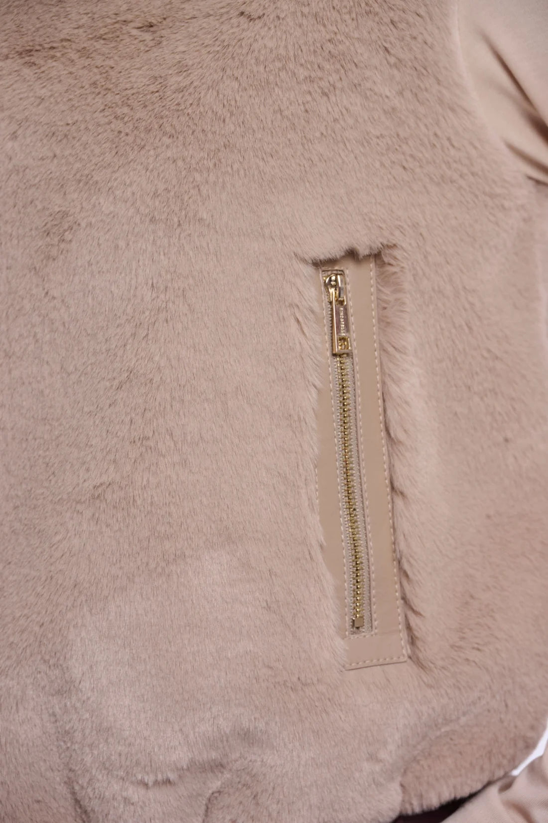 Veste sans manches Nikki| Plusieurs couleurs